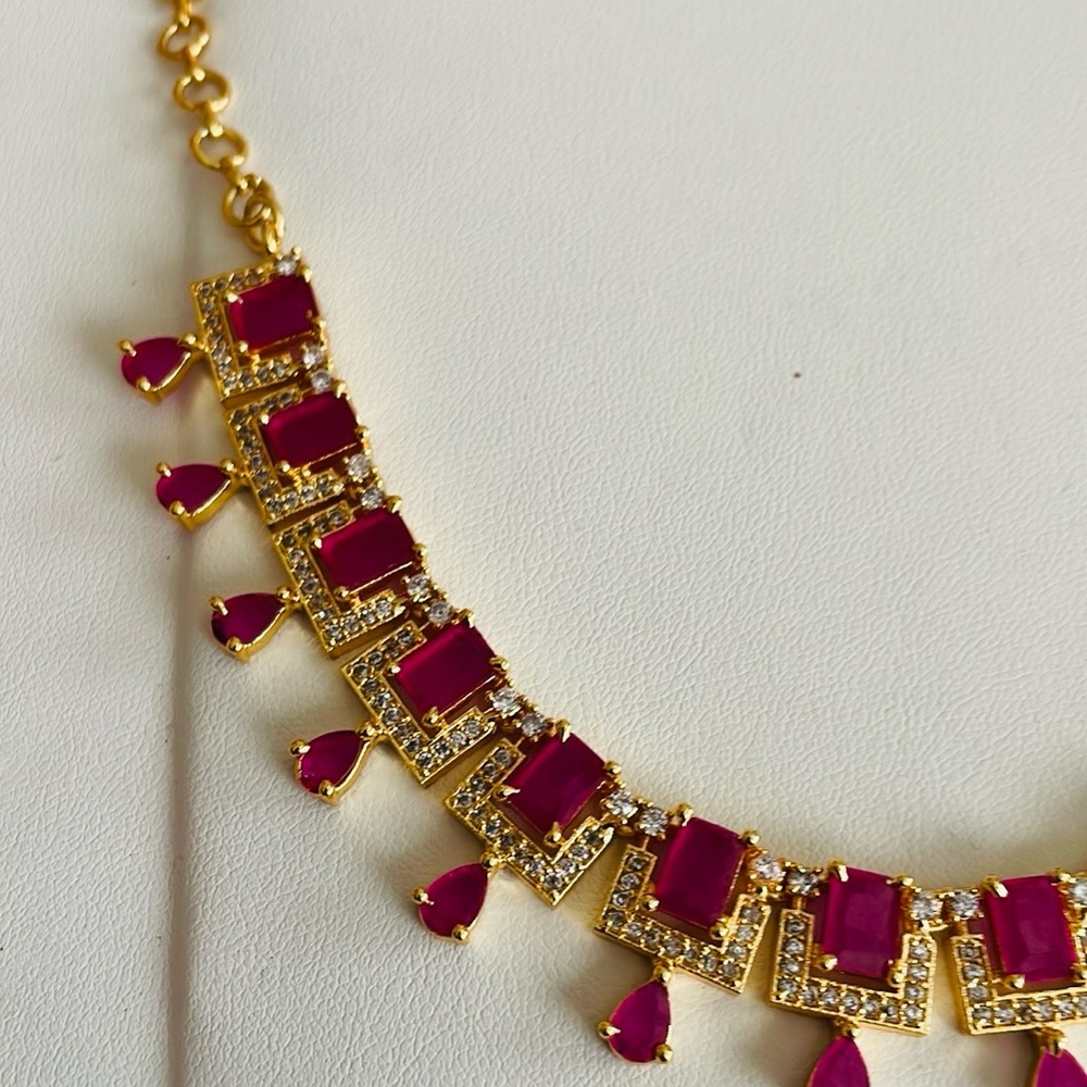 Necklace - Picture 2 of 8